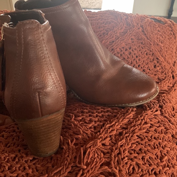 Women’s boot - Picture 4 of 11